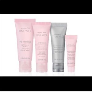 Mary Kay - Travel Skincare Set